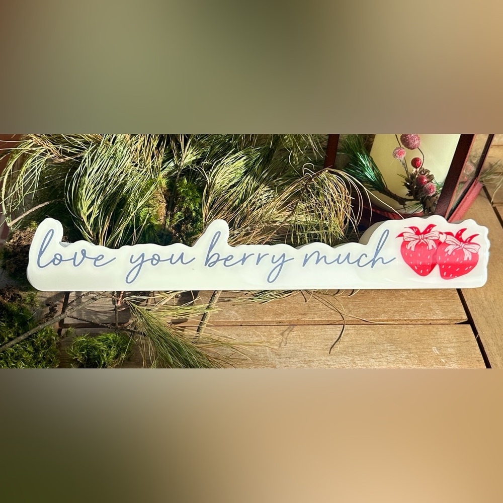 Quill to paper by sixtrees Valentine’s Day table decor